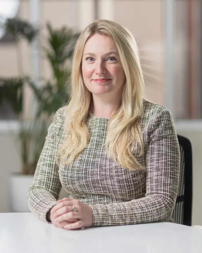 ELLEN PRAGNELL-RAASCH